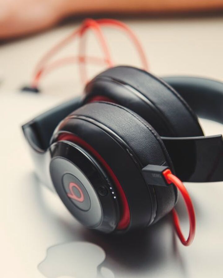 Headphones ready for the next lesson
